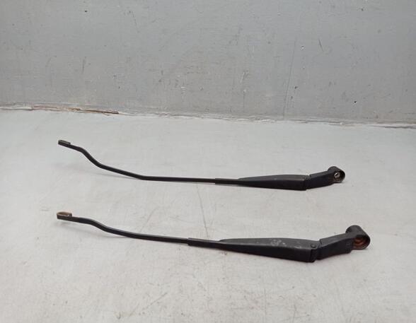 Wischerarm vorne Set links und rechts HYUNDAI I20 (PB  PBT) 1.2 63 KW