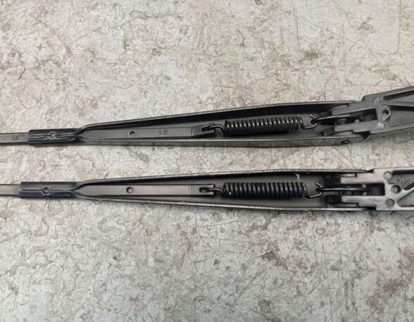 Wischerarm vorne Set rechts und links VW GOLF VI (5K1) 1.2 TSI 77 KW