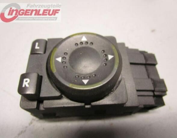 Mirror adjuster switch VW Passat (3B2)