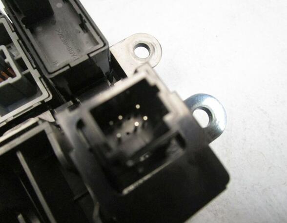 Mirror adjuster switch NISSAN Juke (F15)