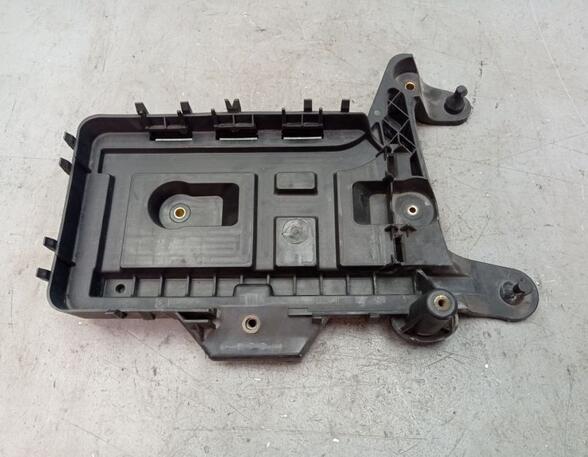 Battery holder VW Golf V (1K1)