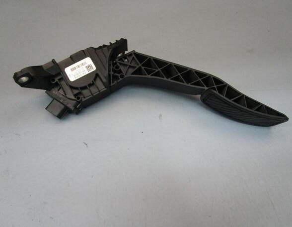 Accelerator pedal FORD Fiesta VII (HF, HJ)