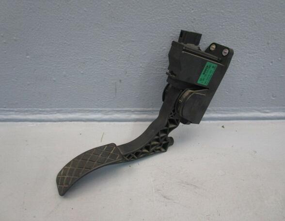 Accelerator pedal VW Polo (9N)