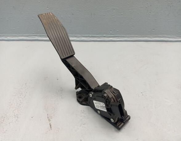 Accelerator pedal OPEL Astra K Sports Tourer (B16)