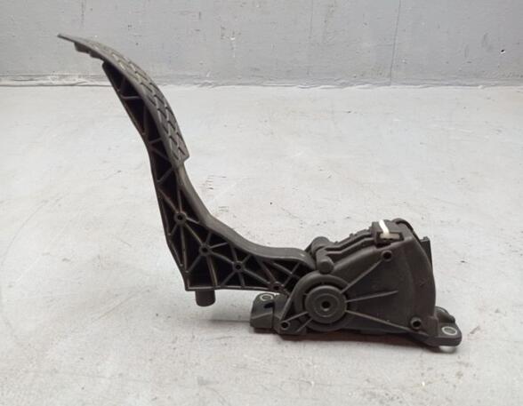 Accelerator pedal VW Golf IV Variant (1J5)