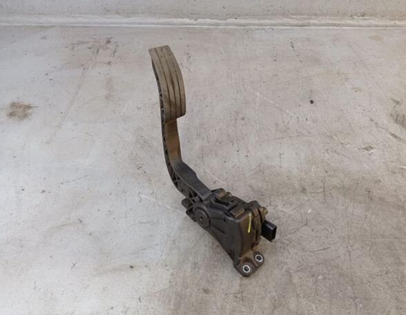 Accelerator pedal RENAULT TWINGO II (CN0_)