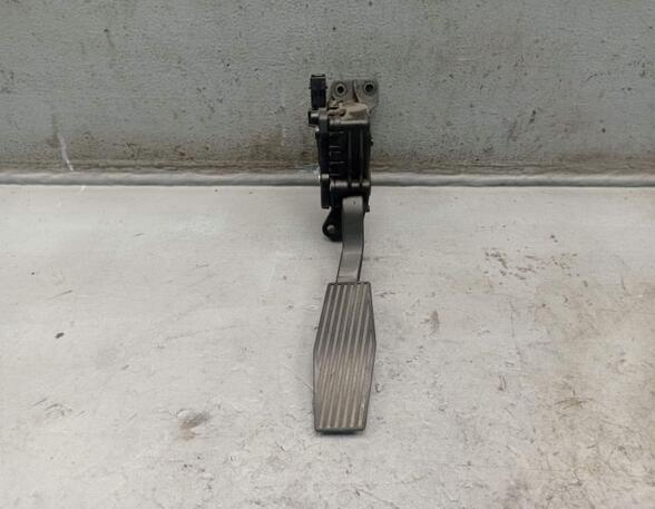 Accelerator pedal OPEL VECTRA C Estate (Z02)