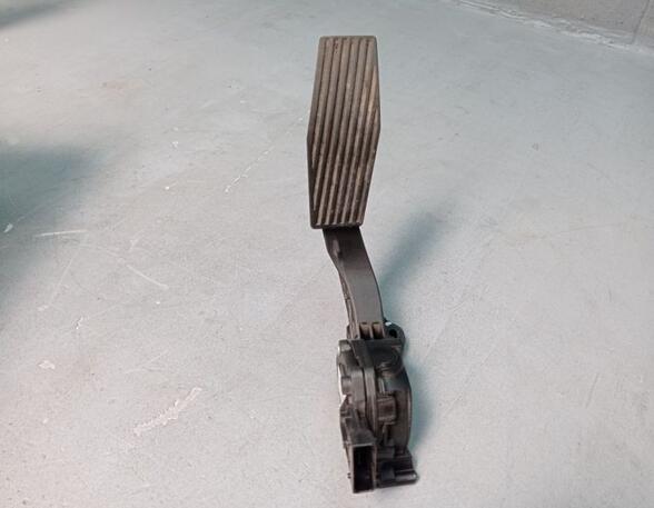 Accelerator pedal OPEL ASTRA J Sports Tourer (P10)