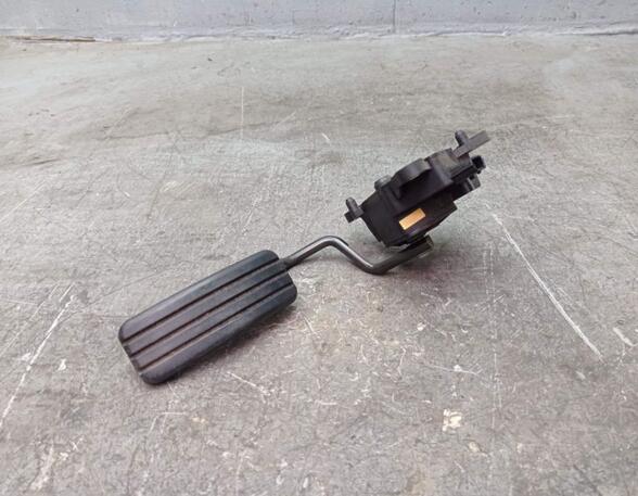 Accelerator pedal RENAULT CLIO III (BR0/1, CR0/1), RENAULT CLIO IV (BH_)