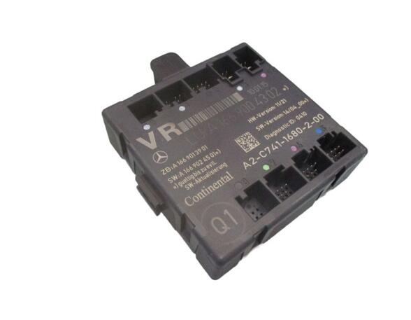 Control unit for door MERCEDES-BENZ CLA Coupe (C117)