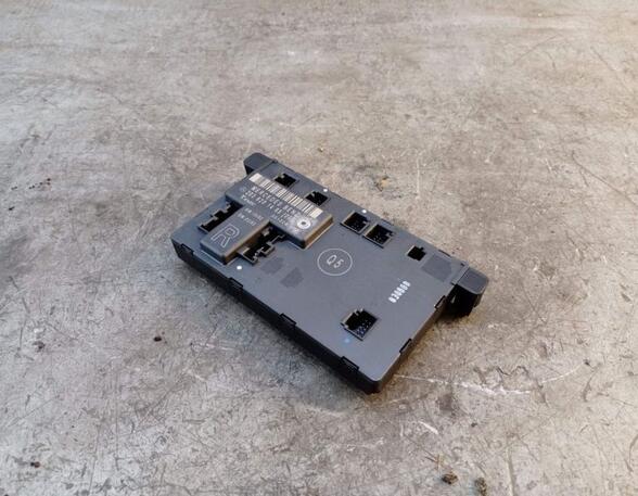 Control unit for door MERCEDES-BENZ C-CLASS T-Model (S203)