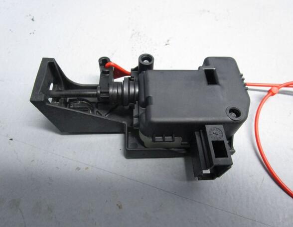 Servomotor for fuel filler flap MERCEDES-BENZ GLK-CLASS (X204)