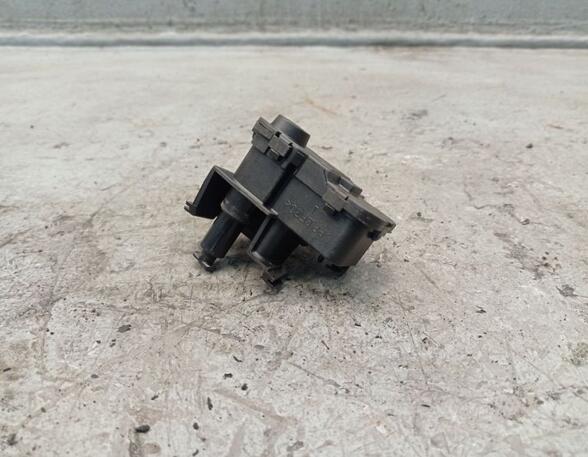 Servomotor for fuel filler flap SKODA FABIA III (NJ3)