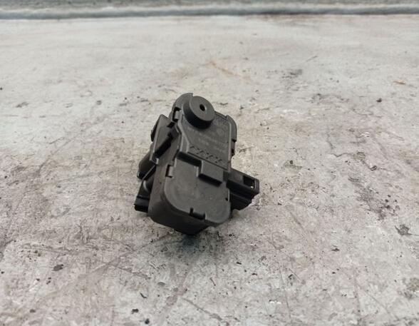 Servomotor for fuel filler flap SKODA FABIA III (NJ3)