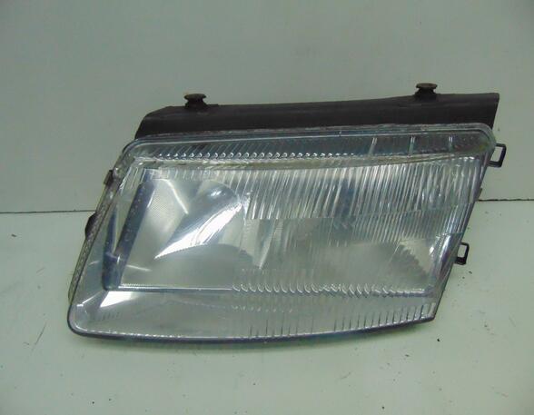 Headlight VW Passat Variant (3B5)