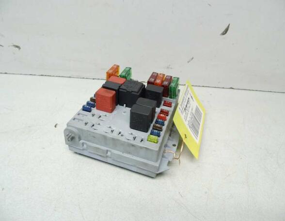 Fuse Box ALFA ROMEO 147 (937_)