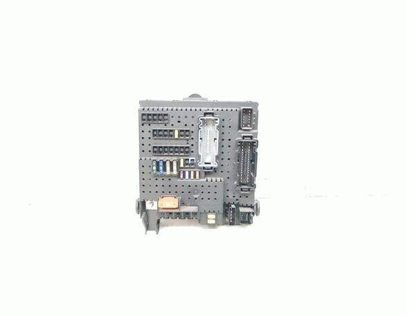 Fuse Box VOLVO V70 II (285)