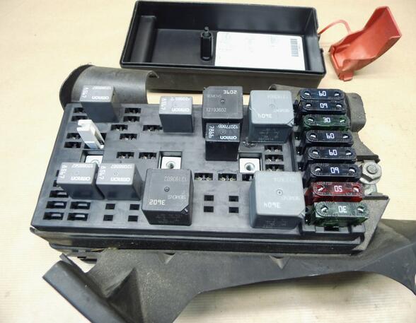 Fuse Box OPEL SINTRA (APV)