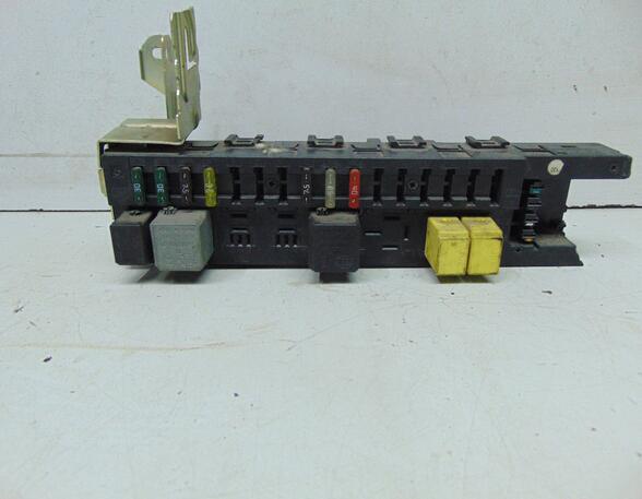 Fuse Box MERCEDES-BENZ C-Klasse (W203)