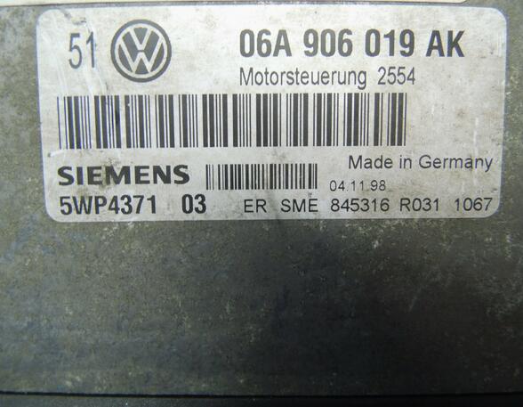 Regeleenheid motoregeling VW GOLF IV (1J1)