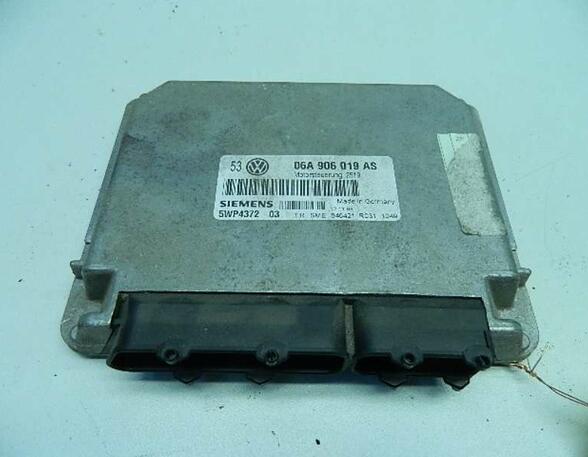 Engine Management Control Unit VW GOLF IV (1J1)