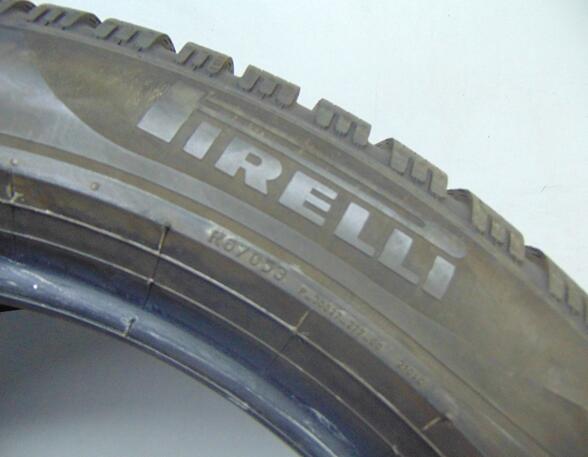 Tire FORD Fiesta III (GFJ)