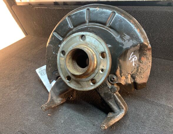 Stub Axle VW Polo (6C1, 6R1)