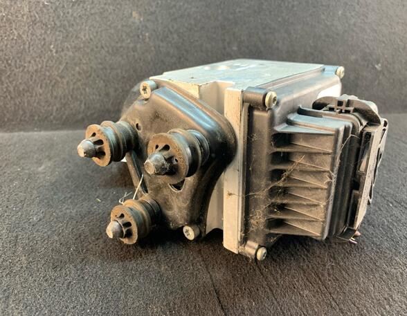 ABS Hydraulisch aggregaat VW Passat Variant (3C5)