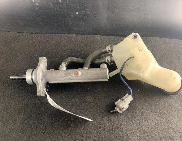 Brake Master Cylinder TOYOTA Avensis Verso (M2)