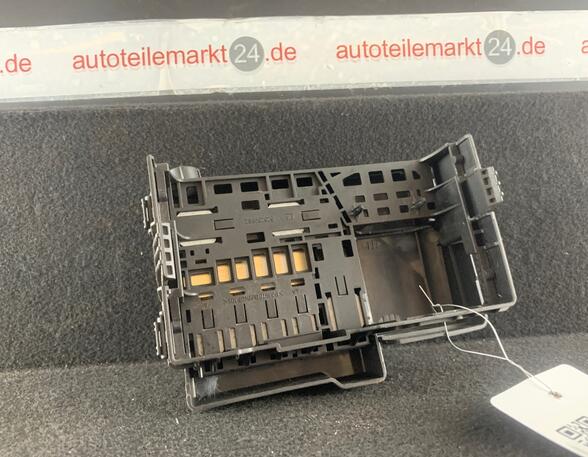 Fuse Box OPEL Adam (M13)