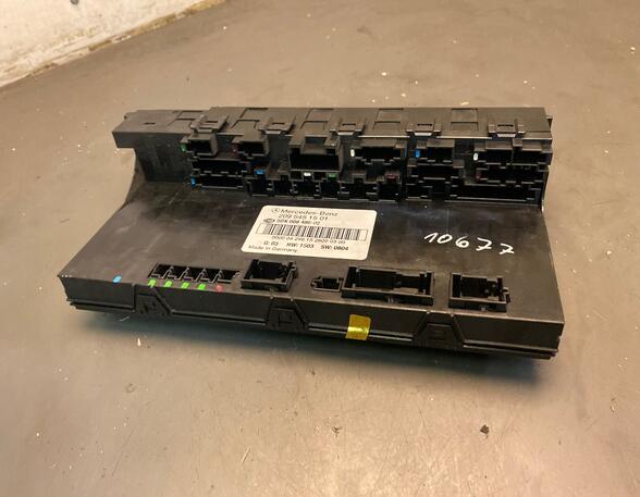 Fuse Box MERCEDES-BENZ C-CLASS (W203)