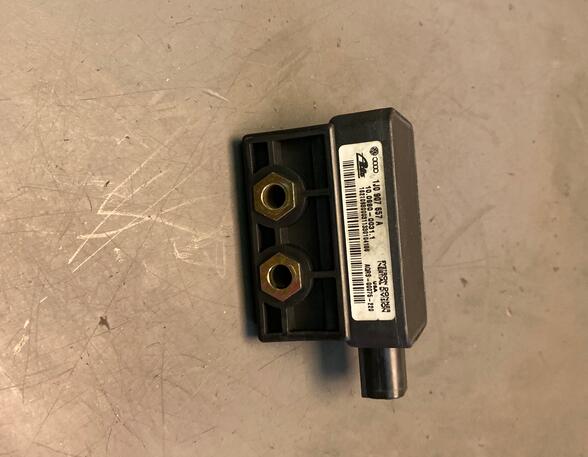 Sensor versnelling in lengterichting VW GOLF IV (1J1), VW GOLF IV Variant (1J5)