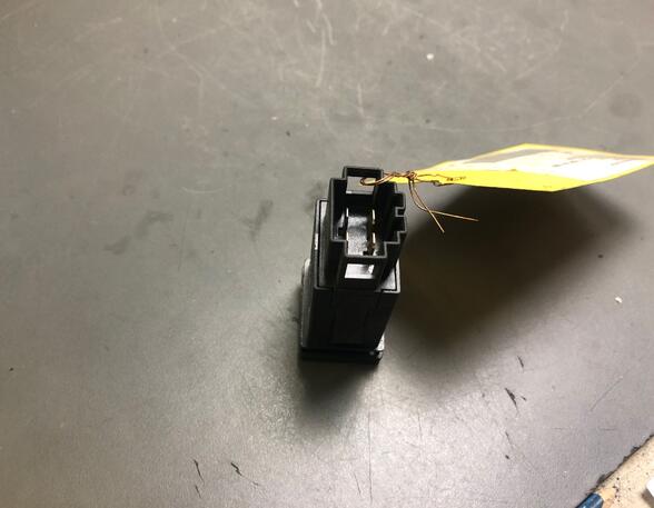 Heated Rear Windscreen Switch VW Golf III (1H1)