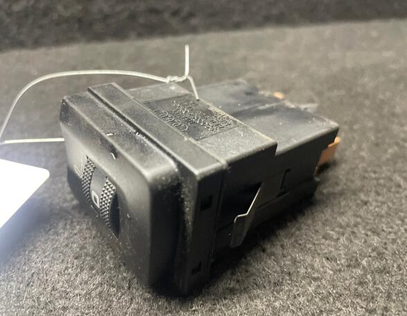 Switch for seat heating AUDI A3 (8L1)