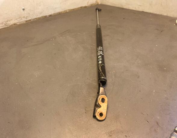 Bootlid (Tailgate) Gas Strut Spring TOYOTA STARLET (_P8_)