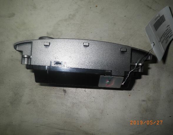 Air Conditioning Control Unit TOYOTA Celica (ZZT23)