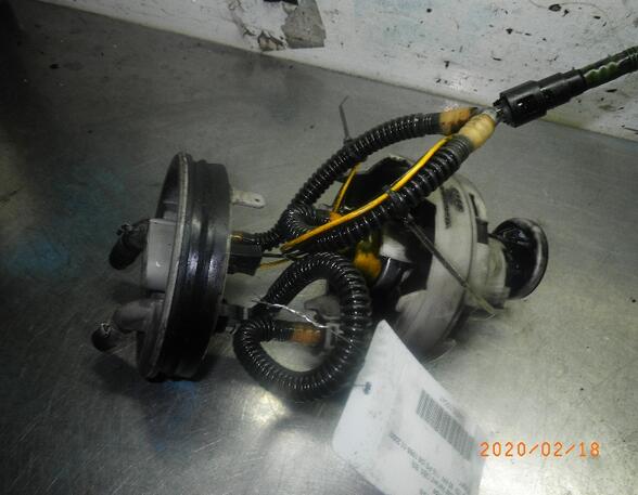 Fuel Pump VW Passat Variant (3B5)