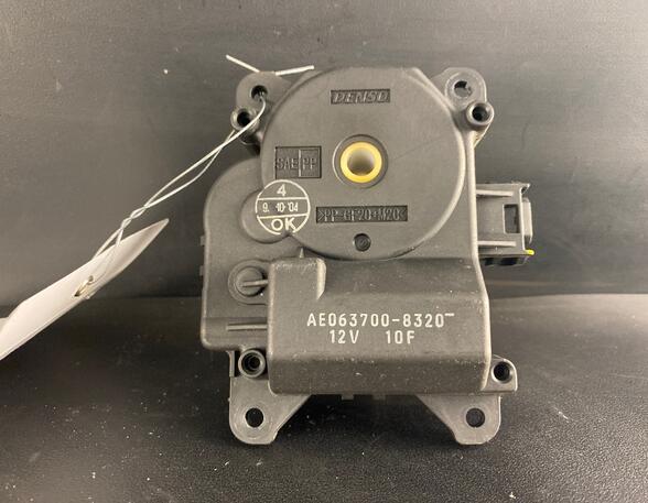 Heater Motor Flap Control Unit MITSUBISHI Colt VI (Z2A, Z3A)