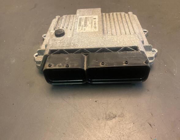 Control unit for engine OPEL MERIVA A MPV (X03)