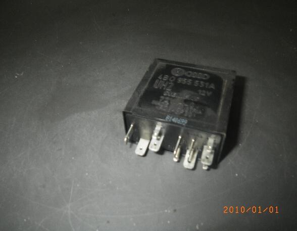 Wash Wipe Interval Relay AUDI A4 (8D2, B5)