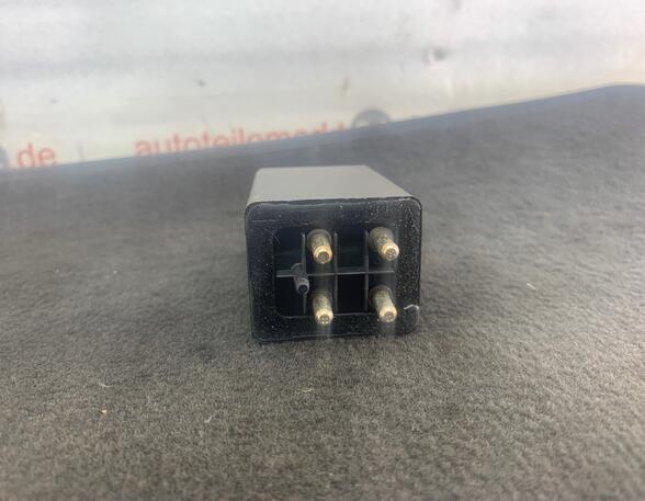 Wash Wipe Interval Relay MERCEDES-BENZ C-Klasse (W202)