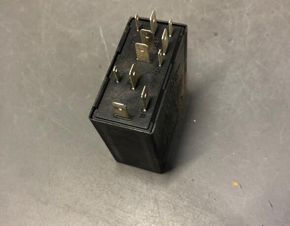 Wash Wipe Interval Relay VW Golf IV (1J1)