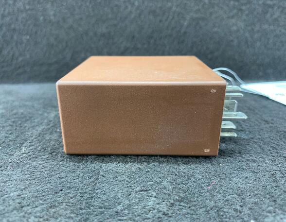 Wash Wipe Interval Relay VW Golf IV (1J1)