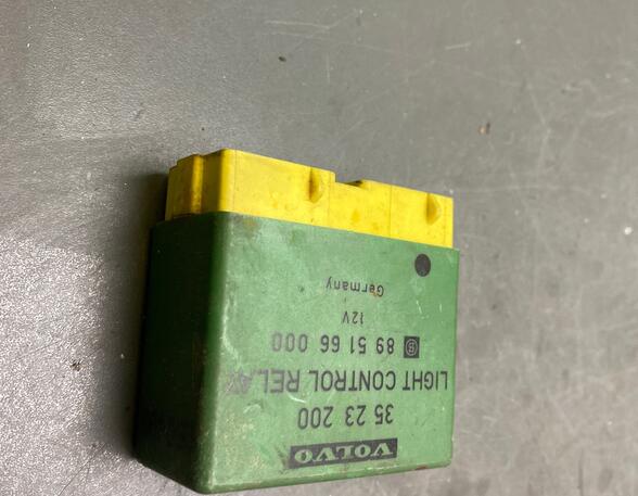 Wash Wipe Interval Relay VOLVO V70 I (875, 876)