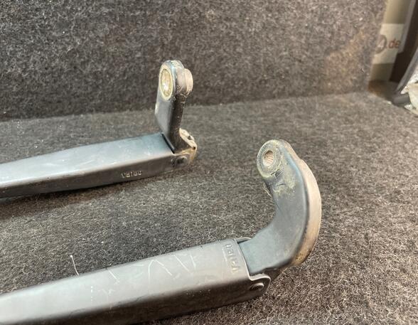 Wiper Arm RENAULT TWINGO I (C06_)