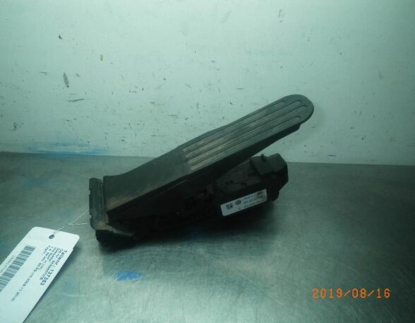 Accelerator pedal VW Golf V (1K1)