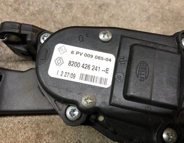 Accelerator pedal RENAULT Twingo II (CN0)