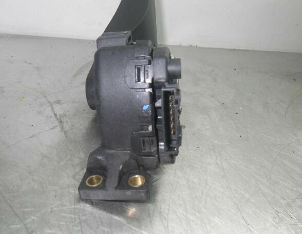 Accelerator pedal VW Golf IV (1J1)