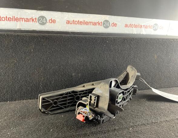 Accelerator pedal VW Passat Variant (3C5)