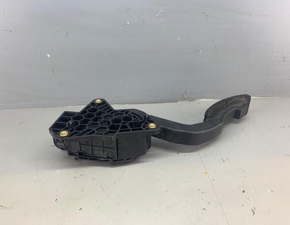 Accelerator pedal RENAULT LAGUNA III Grandtour (KT0/1)